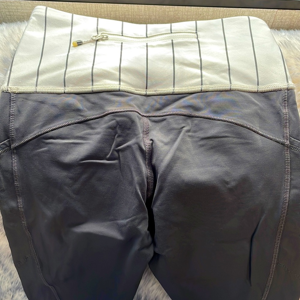 Gray 3/4 length lulu lemon workout pants